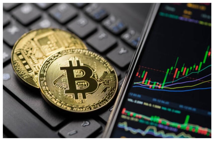 deslizes-no-mercado-americano-elevam-bitcoin-acima-da-marca-de-us-30-mil