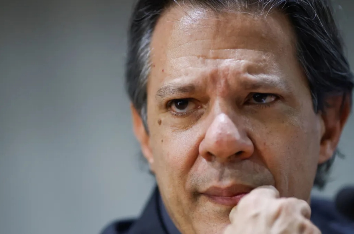 haddad-preocupa-se-com-baixa-arrecadacao-e-ve-bc-queimando-gordura-monetaria