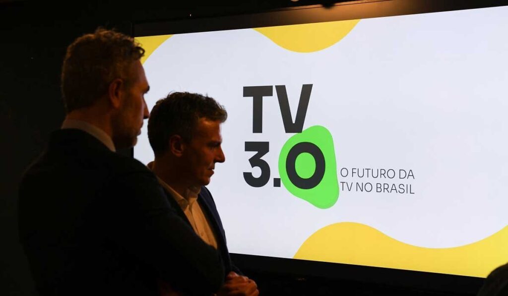 governo-planeja-linhas-de-credito-para-chegada-da-tv-3-0